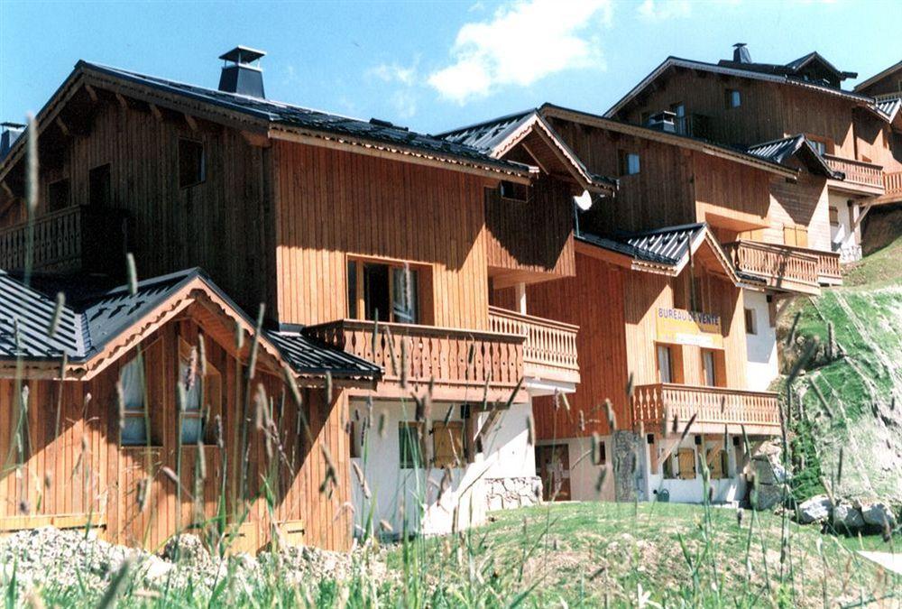 Madame Vacances Les Chalets Du Praz La Plagne Exteriér fotografie